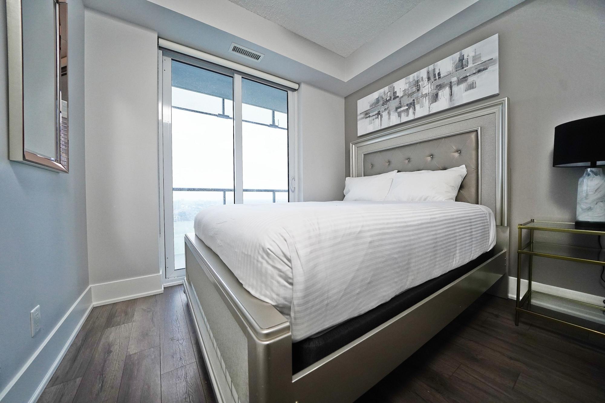 Grand Royal Condos - Cn Tower Toronto Bagian luar foto