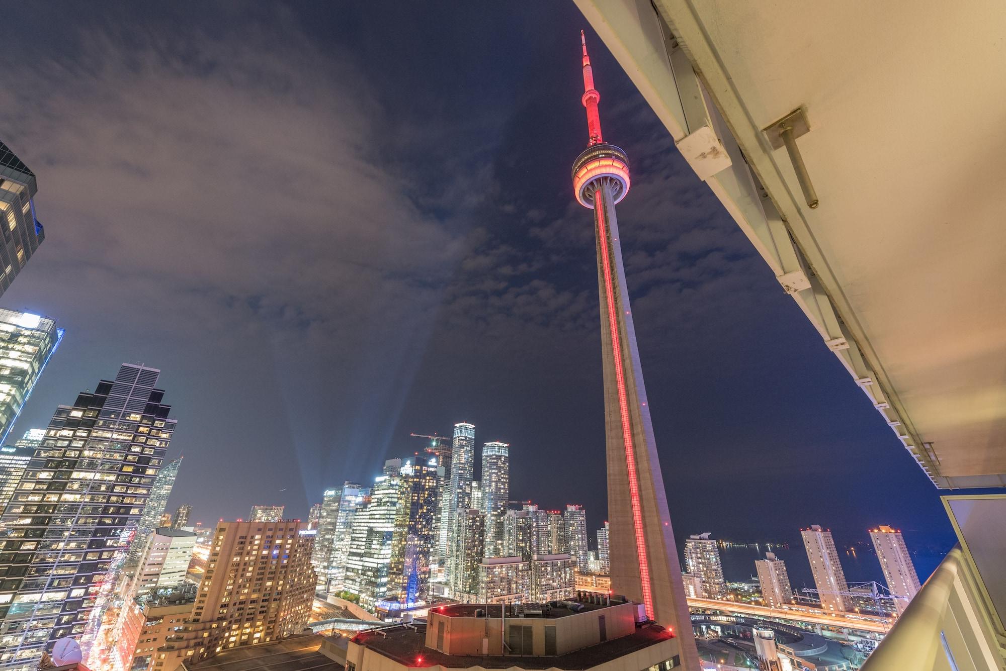 Grand Royal Condos - Cn Tower Toronto Bagian luar foto