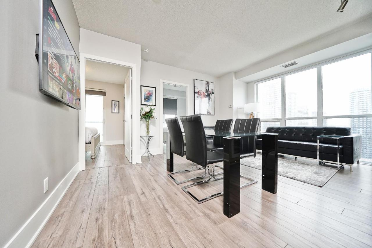 Grand Royal Condos - Cn Tower Toronto Bagian luar foto
