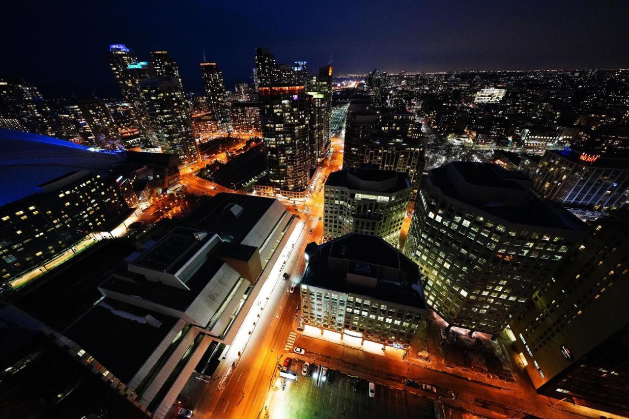 Grand Royal Condos - Cn Tower Toronto Bagian luar foto