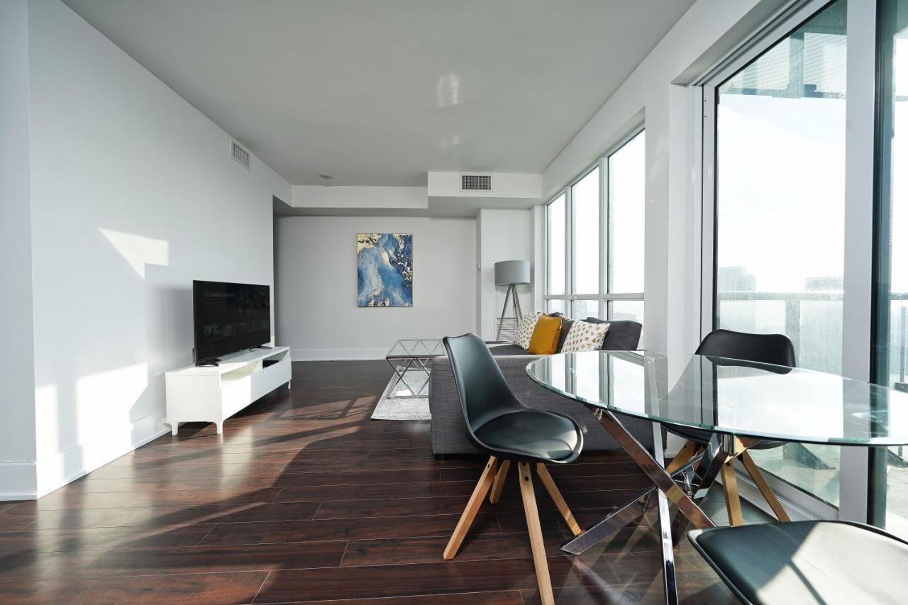 Grand Royal Condos - Cn Tower Toronto Bagian luar foto