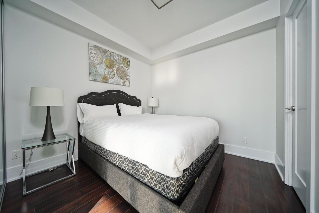 Grand Royal Condos - Cn Tower Toronto Bagian luar foto