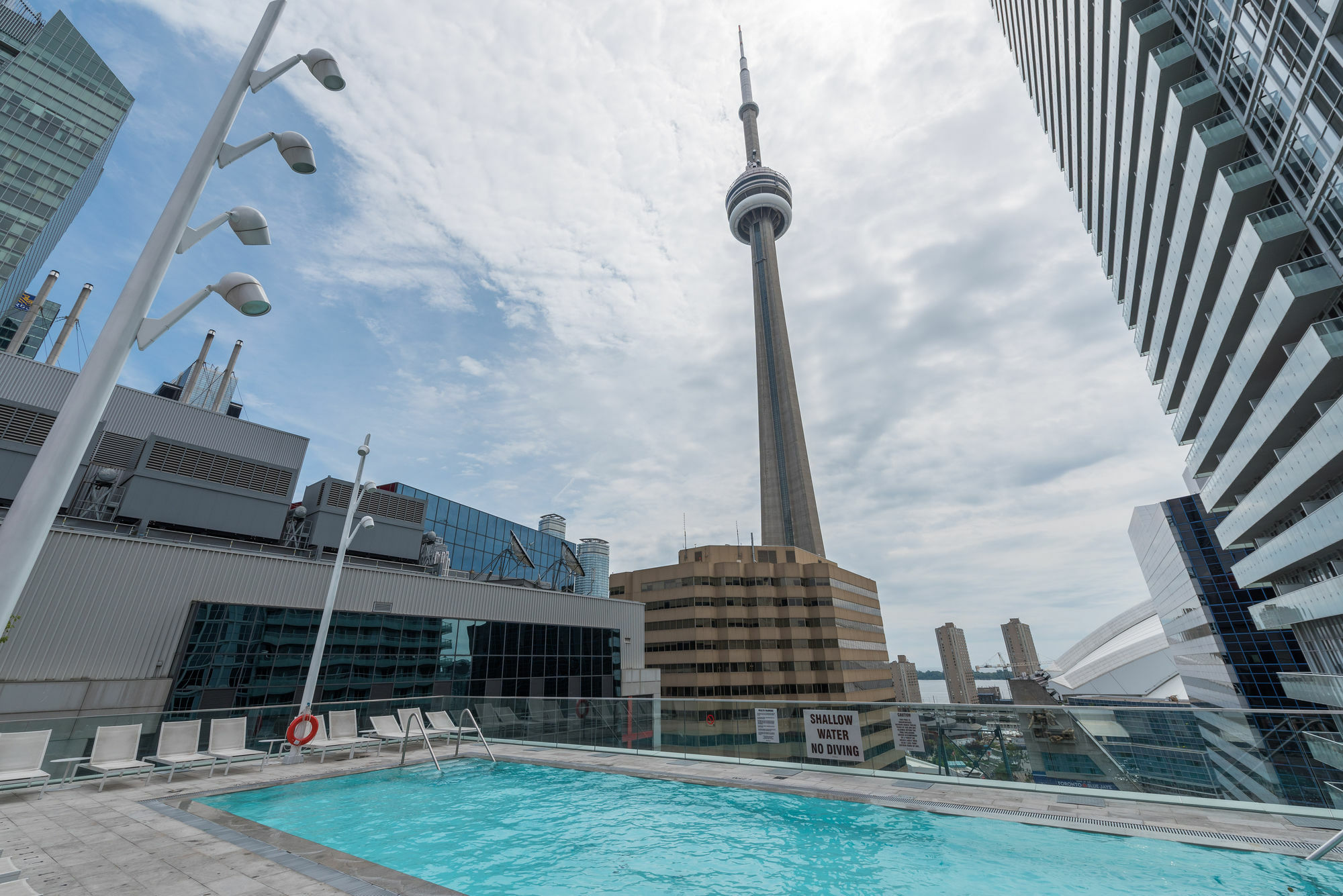 Grand Royal Condos - Cn Tower Toronto Bagian luar foto